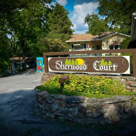 Sherwood Court Cottages & Guest Rooms Eureka Springs Exterior photo