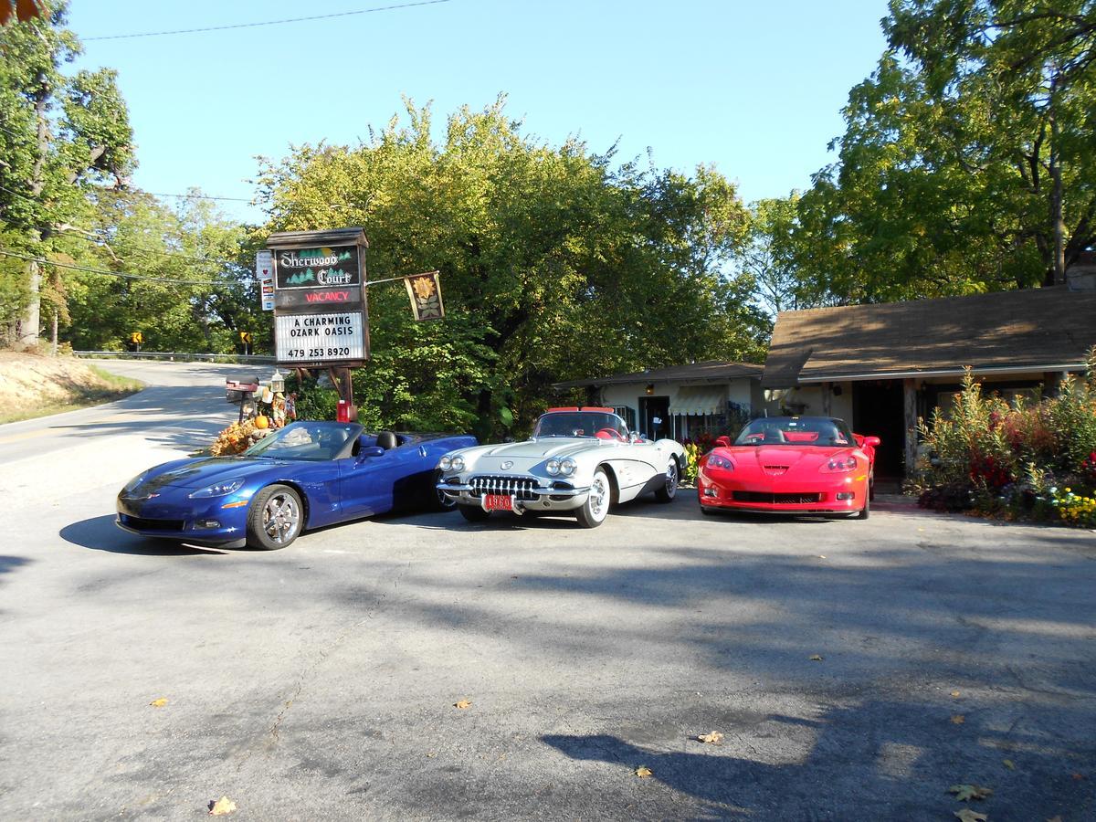 Sherwood Court Cottages & Guest Rooms Eureka Springs Exterior photo